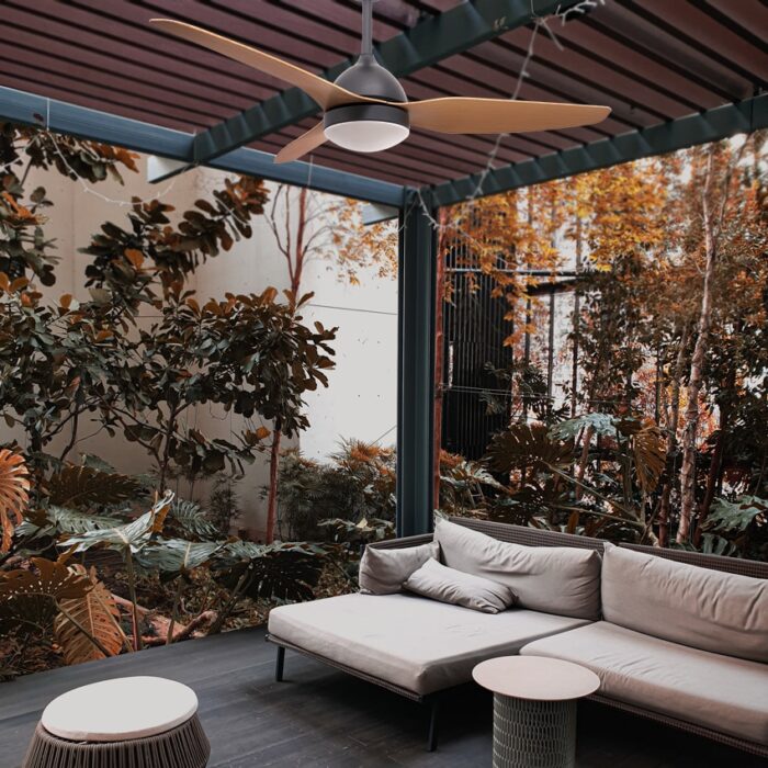 מאוורר תקרה לפרגולה 50″ DOLFIN כולל שלט ותאורה בצבע שחור/עץ, מנוע DC